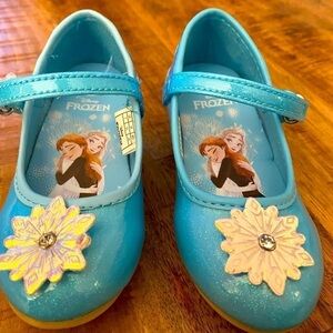 Disney Frozen Elsa Babydoll Mary Jane girls shoes size 7 blue shiny rubber sole